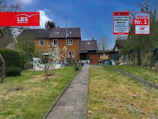 Kernsaniertes Zechenhaus in Bochum mit großem Grundstück & möglichem Ausbau