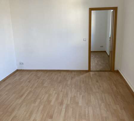 frisch renoviert - kleine 2-Raum-Wohnung in Zittau (Innenstadt)