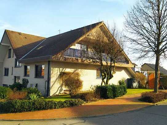 Top DG- Wohnung, 2 ZKB mit großer Loggia