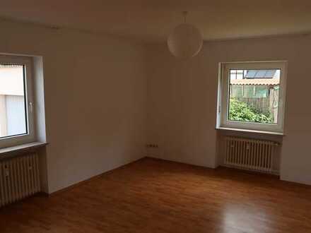 Gepflegte 1,5-Zimmer-Erdgeschosswohnung mit EBK in Langenbruck