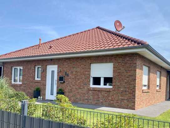 Hochwertiger Bungalow mit Wintergarten und Ausbaumöglichkeit in ruhiger Sackgasse