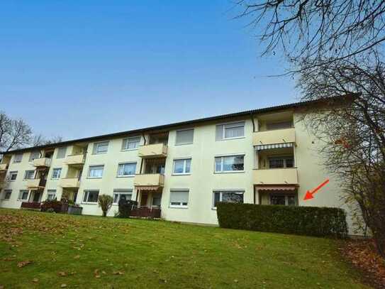 **Gepflegte 4,5-Zimmer-Erdgeschosswohnung mit Terrasse und Garage in Schönaich**