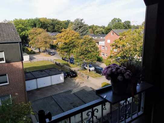 2-Zimmer-Dachgeschoss-Wohnung mit Blick ins Grüne in Buchholz in der Nordheide