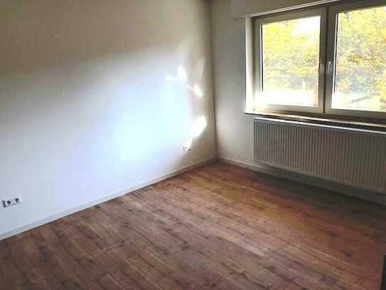 PF-Eutingen, Neu renovierte 1-Zimmer-Wohnung, sofort frei!