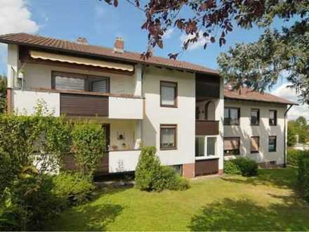 Gepflegte 3-Raum-Wohnung mit Balkon und Einbauküche in Bayreuth