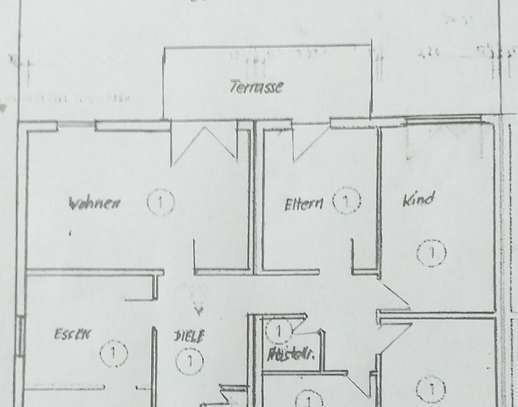 Ansprechende 5-Zimmer-EG-Wohnung mit Balkon in Treuchtlingen