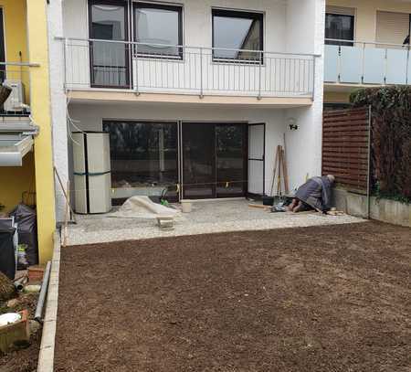 Von Privat: Das Raumwunder - Reihenmittelhaus, neue Wärmepumpe zum Heizen u. Kühlen, Garage & Garten