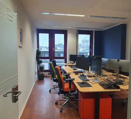 2 Büroräume mit Domblick in Gemeinschaftsbüro zu vermieten - All-in-Miete