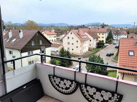 Gepflegte 4,5 Zimmer-Wohnung mit Balkone und Stellplatz