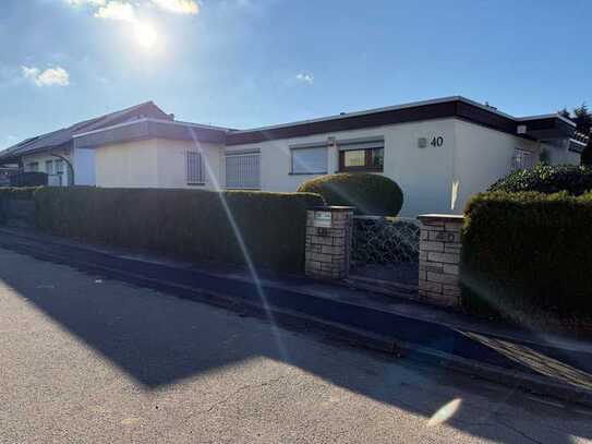 Leben auf einer Ebene – Ihr Bungalow in Pforzheim-Huchenfeld