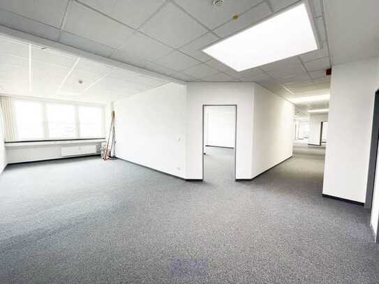 REPRÄSENTATIVE BÜROETAGE / PRAXIS - ÜBER 500 m² IN ERLANGEN- TENNENLOHE - NÄHE AIRPORT NÜRNBERG