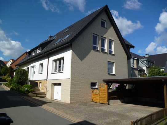 Moderne Wohnung mit 3/1/2 Zimmern und Balkon in Oesede