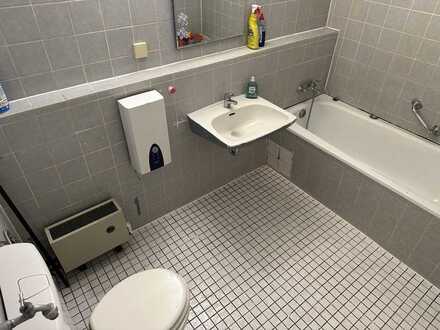 Geschmackvolle Wohnung mit zwei Zimmern in Ludwigshafen am Rhein