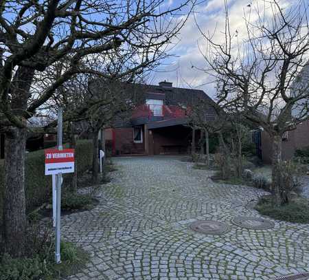 Einfamilienhaus mit schönem Garten - ruhige Sackgassenlage in Preetz