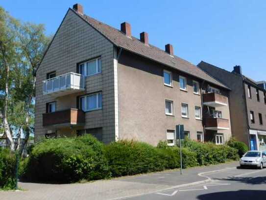 Schicke 3-Zimmerwohnung zentral gelegen mit Vinylboden und 2 Balkone...