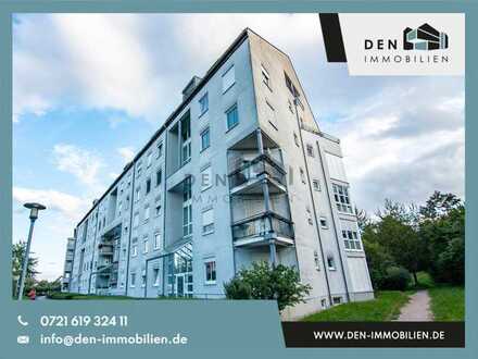 Modernisierte Dachgeschosswohnung in Hagfeld mit tollem Ausblick, neuer EBK & TG-Stellplatz