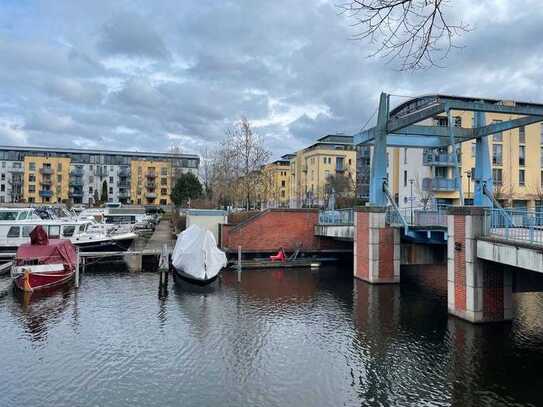 Am Yachthafen, TOP-Lage - Sonnige 3 Zimmer EG-Wohnung mit zwei Süd-Balkonen