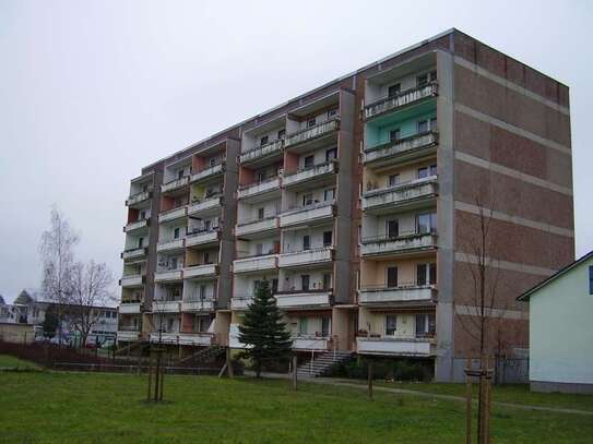 sehr günstige Wohnung mit Balkon im begrünten Wohnumfeld