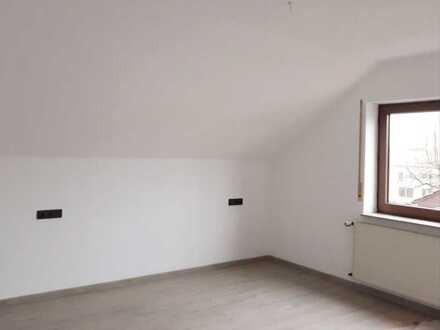 Helle geräumige 3,5 Zimmer Wohnung zu vermieten