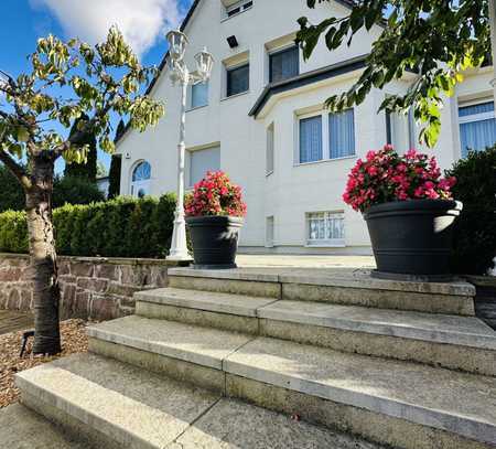 Einzigartige Stadtvilla mit großem Garten in Fallersleben