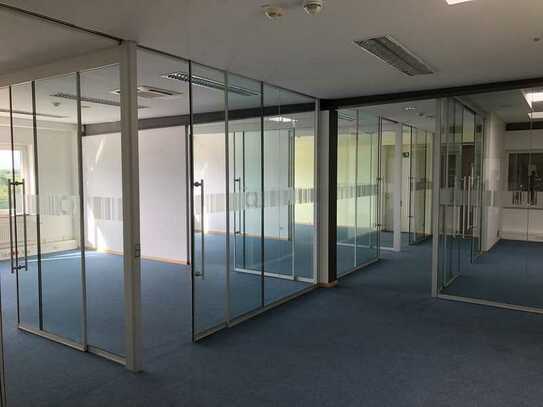 attraktive Büroräume im Industriestandort "Q-Park" Thalheim