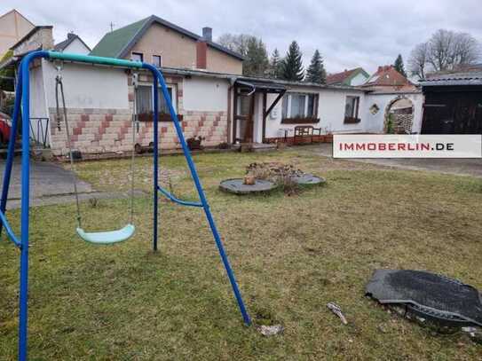 IMMOBERLIN.DE - Attraktives Mehrfamilienhaus & Bungalow in idealer Lage