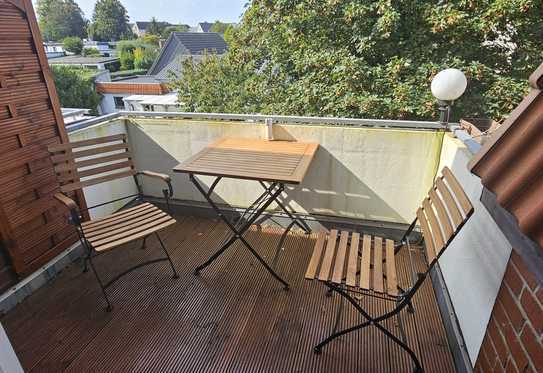 Traumhafte 2-Zimmer-Dachgeschosswohnung mit Balkon in der Flensburger westlichen Höhe