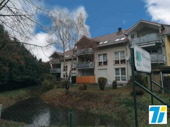 Interessante Dachgeschosswohnung mit Fußbodenheizung und Balkon