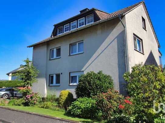 Gepflegtes Mehrfamilienhaus in idyllischer Lage bei Borgentreich, NRW