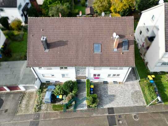 Mindestens 4% Rendite! Frisch renovierte 1-Zimmer Wohnung mit ausgebautem Dachboden & Stellplatz