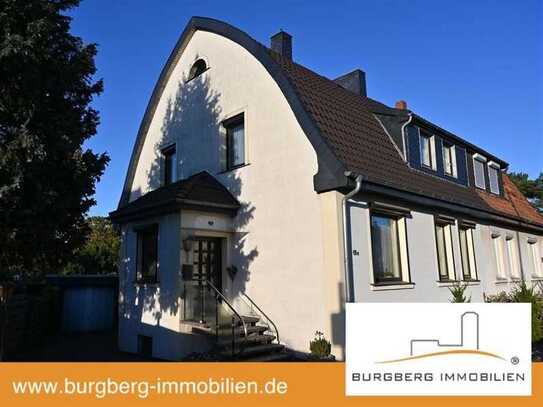 Ronnenberg - Zentral / stilvolle, modernisierte DHH mit historischem Flair !