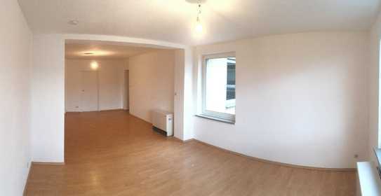 Helle modernisierte 2-Raum-Wohnung in Köln Junkersdorf
