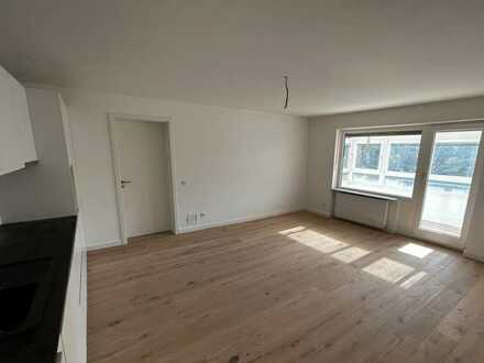 Sanierte 4-Zimmer-Wohnung
in Neuhausen, München