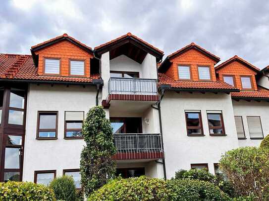 Geräumige 3-Zimmer-Wohnung mit Balkon und Garage - Niederfüllbach