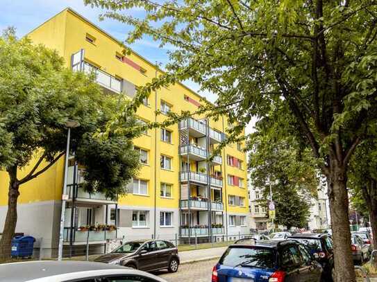 Große 3-Zimmer-Wohnung mit Balkon in Stadtfeld-Ost