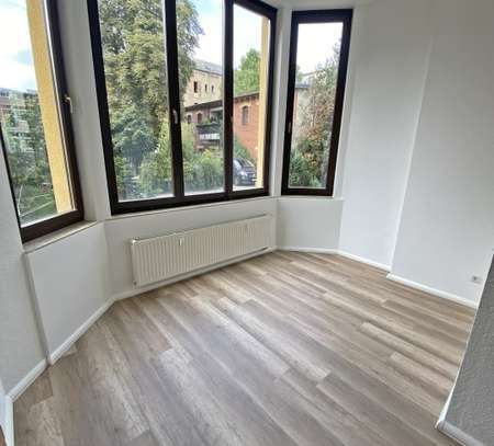 *3 Zimmer in ruhiger Nebenstraße mit Garage - fußläufig zum Schlossteich*