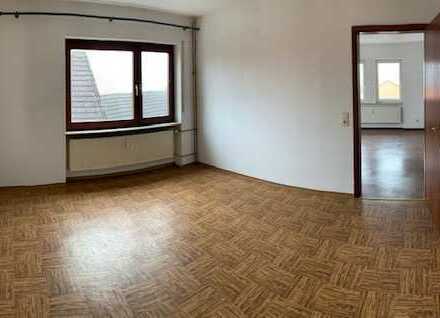 Gepflegte Wohnung mit drei Zimmern sowie Balkon und EBK in Otzberg