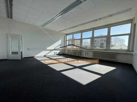 GROßDENKER: bezugsfreie und nach eigenen Wünschen gestaltbare Büroetage im Industriepark Ettlingen