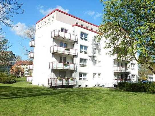 Moderne 3,5-Zi.-Wohnung mit Balkon!