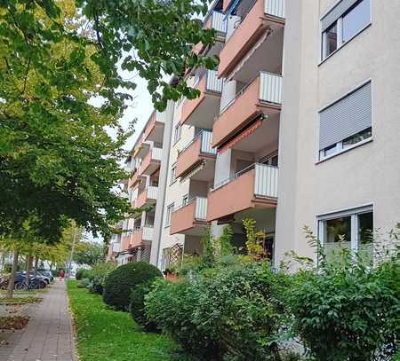 Helle 3-Zimmer-Wohnung in Karlsruhe-Oststadt mit Balkon