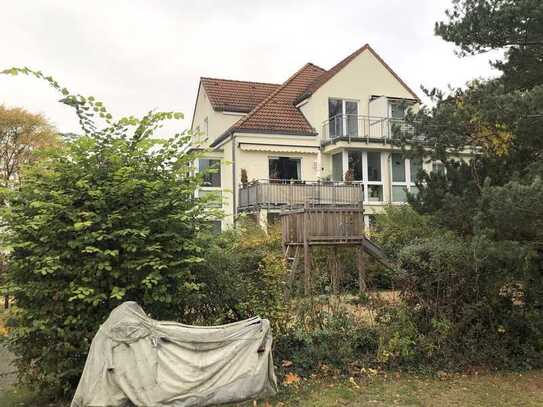 Wunderschöne 2 Zimmer Dachgeschosswohnung mit Balkon in Heiligensee