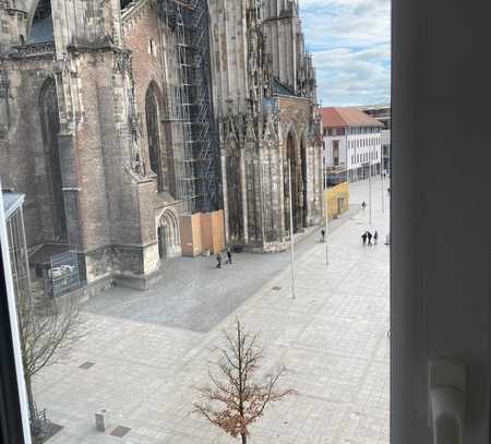 Wunderschöne zentral am Münsterplatz gelegen Maisonette-Wohnung mit Münsterblick