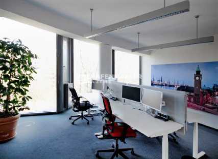 Helle Büroflächen im Stadtparkturm in Hamburg Alsterdorf!