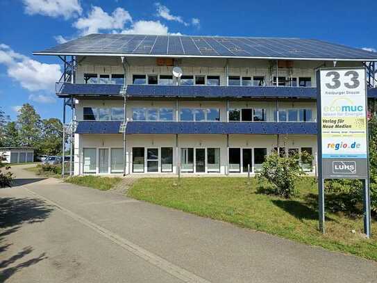 Helle Büroflächen EG, 3. OG mit Balkon oder Terrasse im Gewerbepark Breisgau - Glasfaser,Ladestation