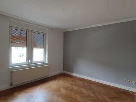 Schöne 4,5-Raum-Altbau-Wohnung mit EBK und Balkon in Lindau/Aeschach 1. OG, zentrale Lage