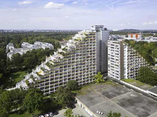 MÜNCHNER IG: Moderne 3-Zimmer-Wohnung im Pharao-Haus mit 2 Balkonen, EBK und Pkw-Stellplatz