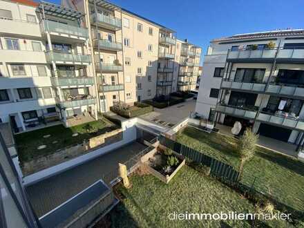 moderne - Niedrigenergie - 4-Raum-Wohnung mit Fahrstuhl, Balkon und Tiefgarage - zur Selbstnutzung