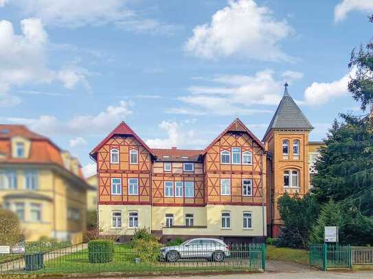 Wohnen und Investieren in Eisenach: Einzigartiges Mehrfamilienhaus mit vielfältigen Möglichkeiten