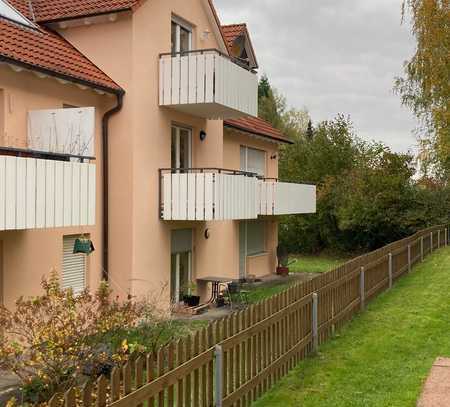 Exklusive 1-Zimmer-Wohnung mit gehobener Innenausstattung mit Einbauküche in Straubenhardt-Schwann