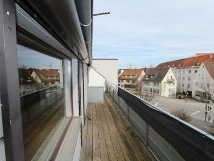 Sofort bezugsfreie 4,5-Zimmer-Dachgeschosswohnung in zentraler Lage